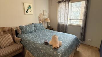 4 bedrooms, WiFi, bed sheets