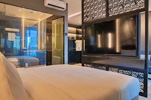 1 soverom, safe på rommet, skrivebord og wi-fi (inkludert)