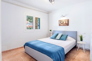 4 Schlafzimmer, Bügeleisen/Bügelbrett, kostenloses WLAN, Bettwäsche