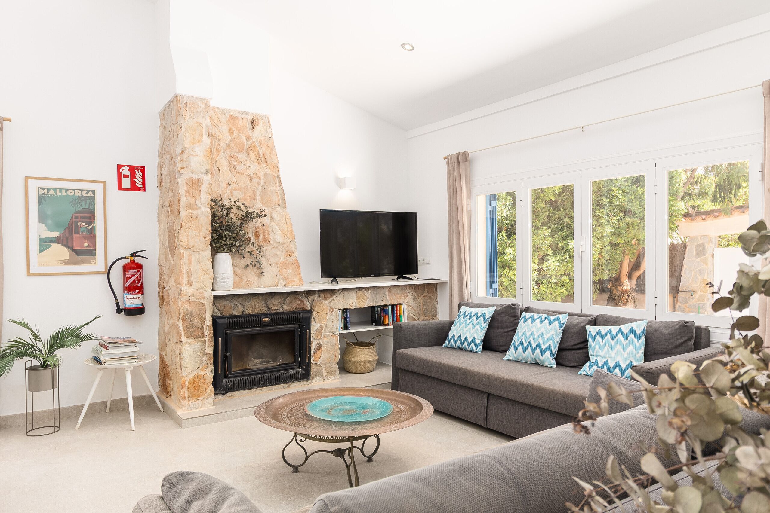 Villa Azul Casa Vacacional Con Piscina Privada En Cala Llombards - Mallorca