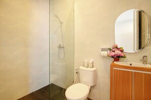 Vila, 1 quarto, vista para a cidade | Banheiro | Sabonete, shampoo, papel higiênico