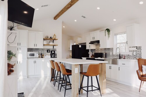 Farm Stay with Highland Cows