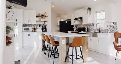 Farm Stay with Highland Cows