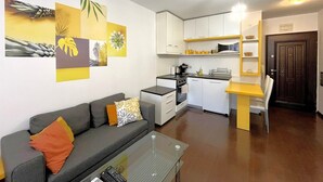 Superior Studio | Living area