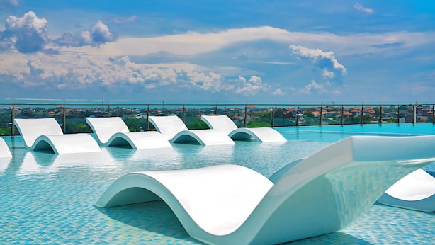 Outdoor pool - The One Umalas (Kerobokan)