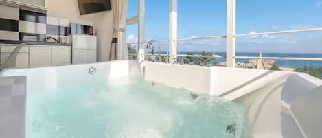 Basic Room, 1 Bedroom (303(Ocean View / Spa)) | 1 bedroom, free WiFi