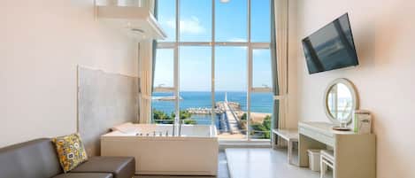 Basic Room, 1 Bedroom (502(Ocean View / Spa / Duplex)) | 1 bedroom, free WiFi