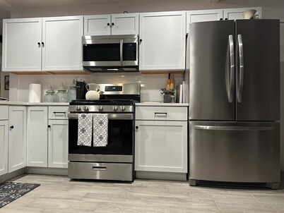 Charming 3-bedroom / My Home Away from Home with AC and WiFi in El Paso