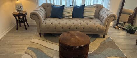 Smart-TV, Kamin, Computerbildschirme, Drucker