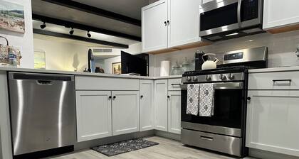 Charming 3-bedroom / My Home Away from Home with AC and WiFi in El Paso