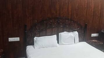 Deluxe Double Room | Free WiFi