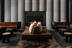 Interior - Blueground | Downtown, pool & AC, nr Capitol (Austin)