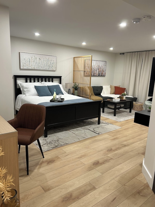 1 chambre, fer et planche à repasser, Wi-Fi, draps fournis