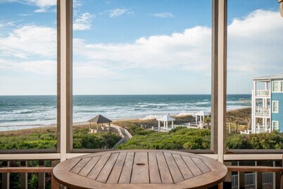 Island Time Oceanfront Condo on Atlantic Beach