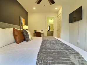 1 bedroom, desk, iron/ironing board, free WiFi