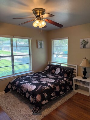 2 bedrooms, WiFi, bed sheets