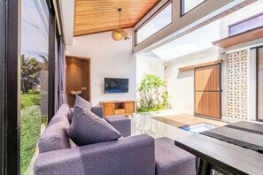 Villa, 1 Bedroom, Pool View | Living room - Eden Villas Ubud (Ubud)