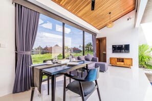 Villa, 1 Bedroom, Pool View | Dining room
