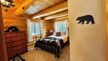 4 chambres, bureau, lit de bébé portatif, Wi-Fi