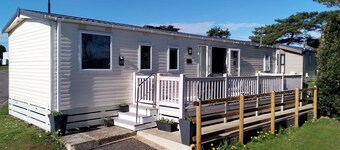 Shorefield Country Park, 3-Beds, Passes Included!