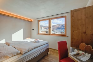 4 camere, Wi-Fi gratuito, lenzuola
