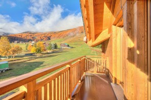 Property grounds - Blu Genziana Ski In 10 m, Livigno, Italy (Livigno)