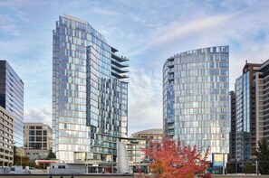 Exterior - Blueground | Bellevue, pool & w/d, nr park (Kirkland)