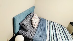 2 Schlafzimmer, Schreibtisch, Bügeleisen/Bügelbrett, kostenloses WLAN