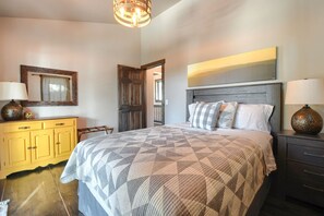 4 bedrooms, WiFi, bed sheets