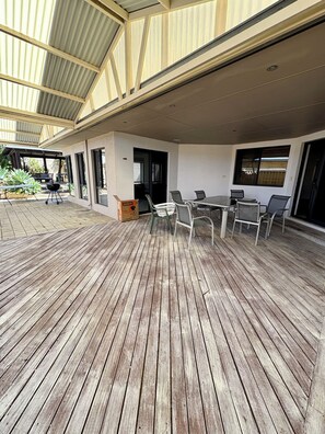 House, Multiple Beds, Non Smoking, Partial Ocean View | Terrace/patio