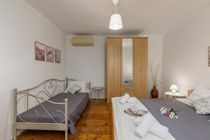 Family House, 2 Bedrooms, Balcony (House Papinka with Private Pool &)