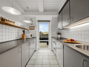 Fridge, microwave, dishwasher, cookware/dishes/utensils