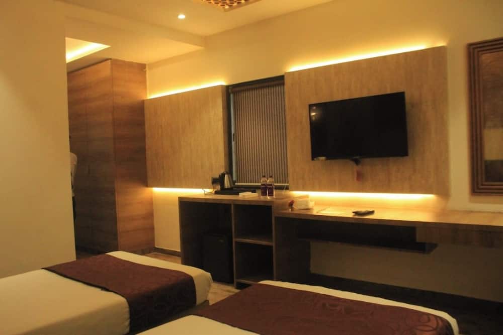 Sahyadri Guest House - Dapada