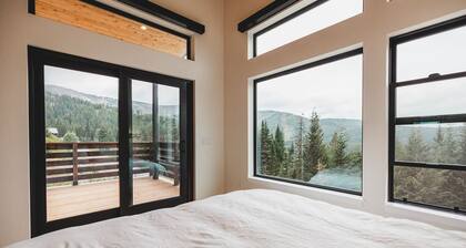 Luxury Retreat @ Schweitzer Mtn Resort