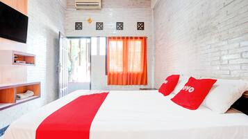 Free WiFi, bed sheets