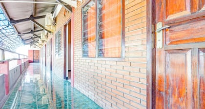 Hotel O Kauman Near International Batik Center Formerly Hotel Bata Merah