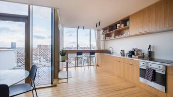 Appartement, 3 slaapkamers, balkon, uitzicht op de stad | Privékeuken