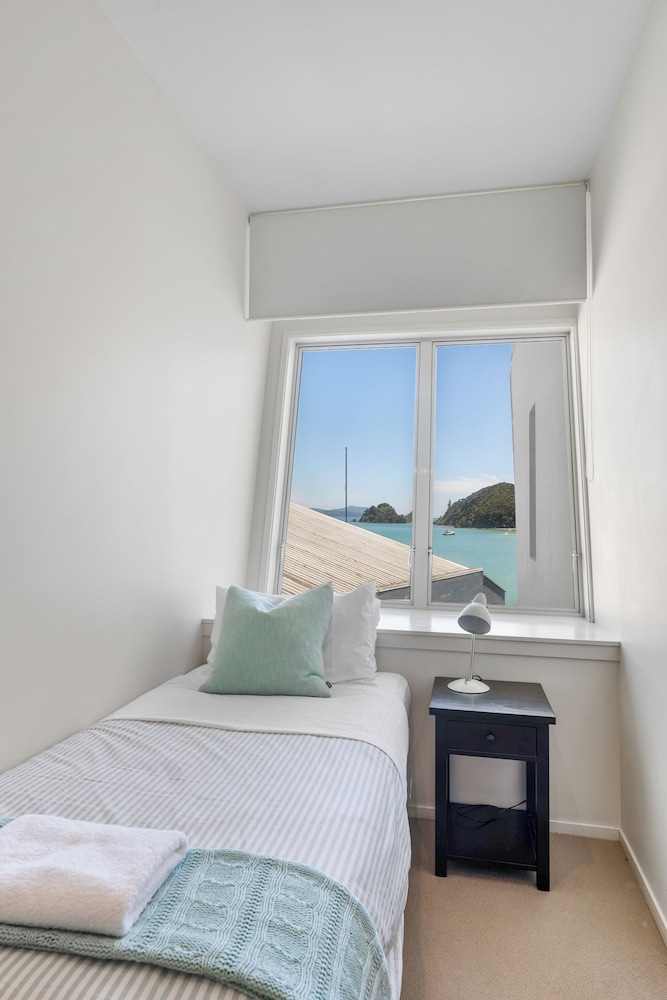 Paihia Beach 3 Bedroom Apartment 2