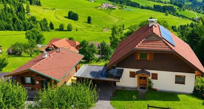 Country house with sauna near several lakes