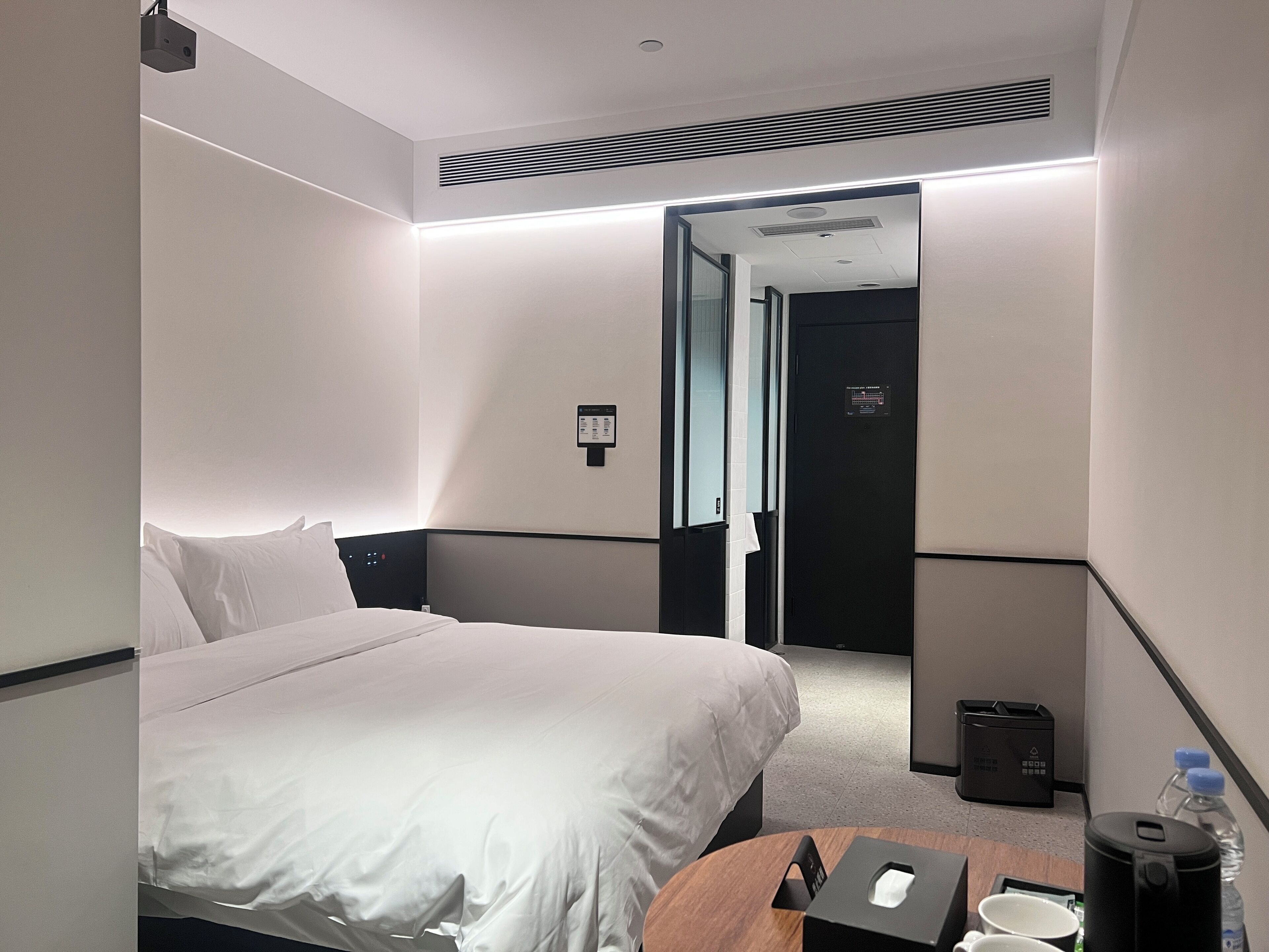 Superior Double Room | Blackout drapes, iron/ironing board, free WiFi, bed sheets