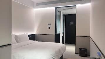 Superior Double Room | Blackout drapes, iron/ironing board, free WiFi, bed sheets