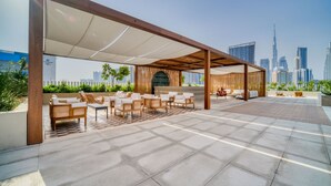 Unclassified image, 2 of 16, button - Business Bay Chic Studio w Pool Gym (Dubai)