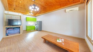 Basic Room, 1 Bedroom (Room 202, Building B (Ocean View))