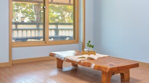 Camera Basic, 1 camera da letto (Room 203, Building B (Ocean View)) | 1 camera, Wi-Fi gratuito
