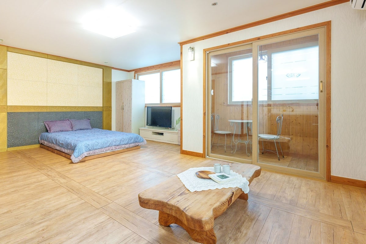 Basic Room, 1 Bedroom (Room 401, Building A) | 1 bedroom, free WiFi