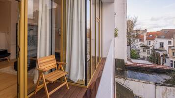 Appartement, 1 slaapkamer, balkon, uitzicht op de stad | Balkon