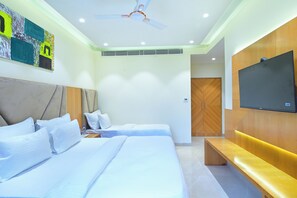 Caja de seguridad en la habitación y sistema de insonorización 