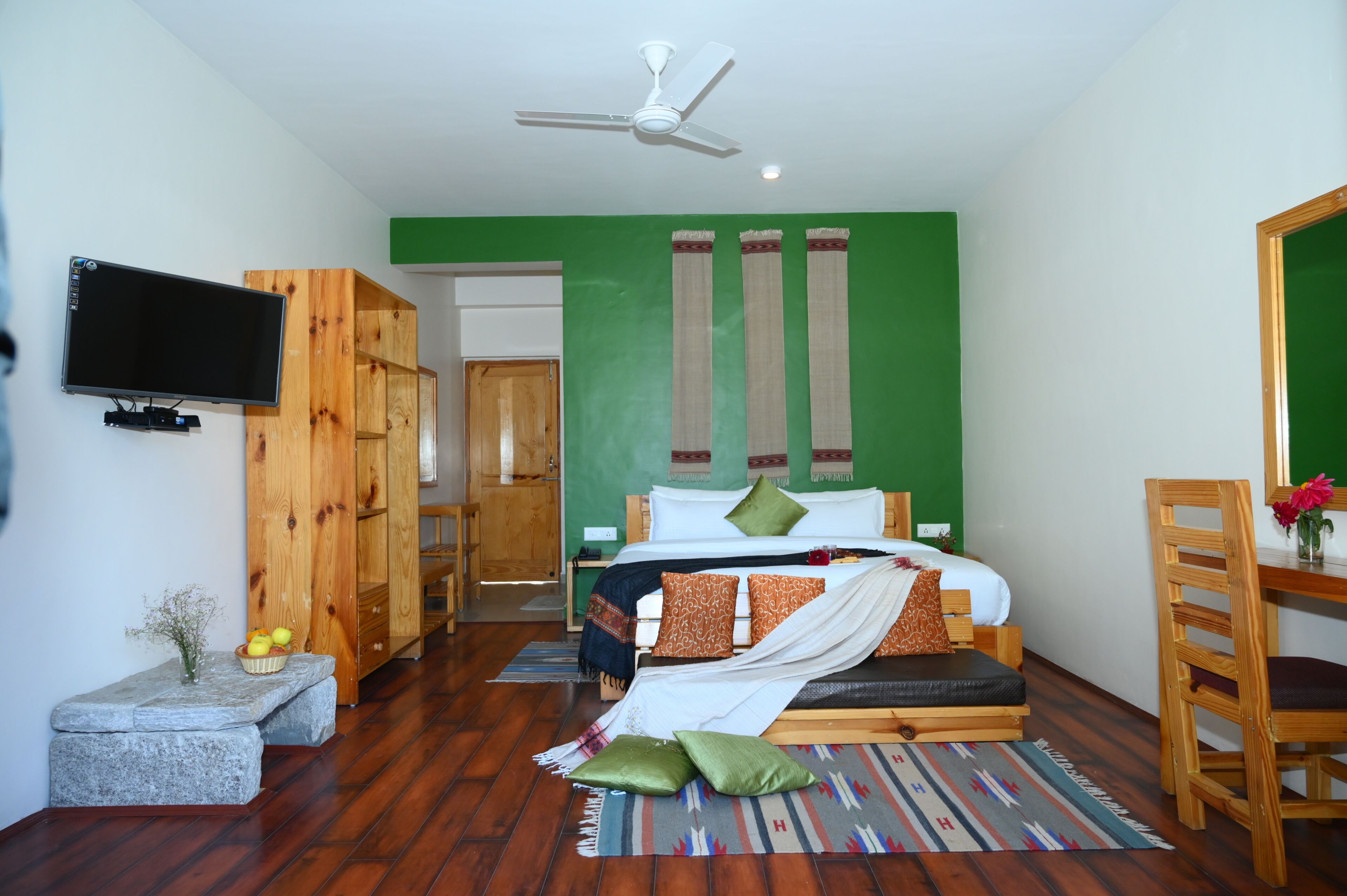 1 bedroom, iron/ironing board, free WiFi