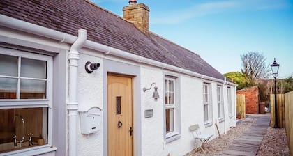 At The River - A Fairytale Cottage by the Beach