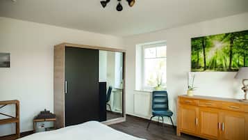 2 Schlafzimmer, Bügeleisen/Bügelbrett, kostenloses WLAN, Bettwäsche